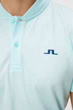 Load image into Gallery viewer, J.Lindeberg Men&#39;s Round Neck 9164 Bode Reg Fit Lake
