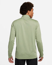 Load image into Gallery viewer, Nike Victory Men&#39;s Dri-FIT 1/2-Zip Golf Top

